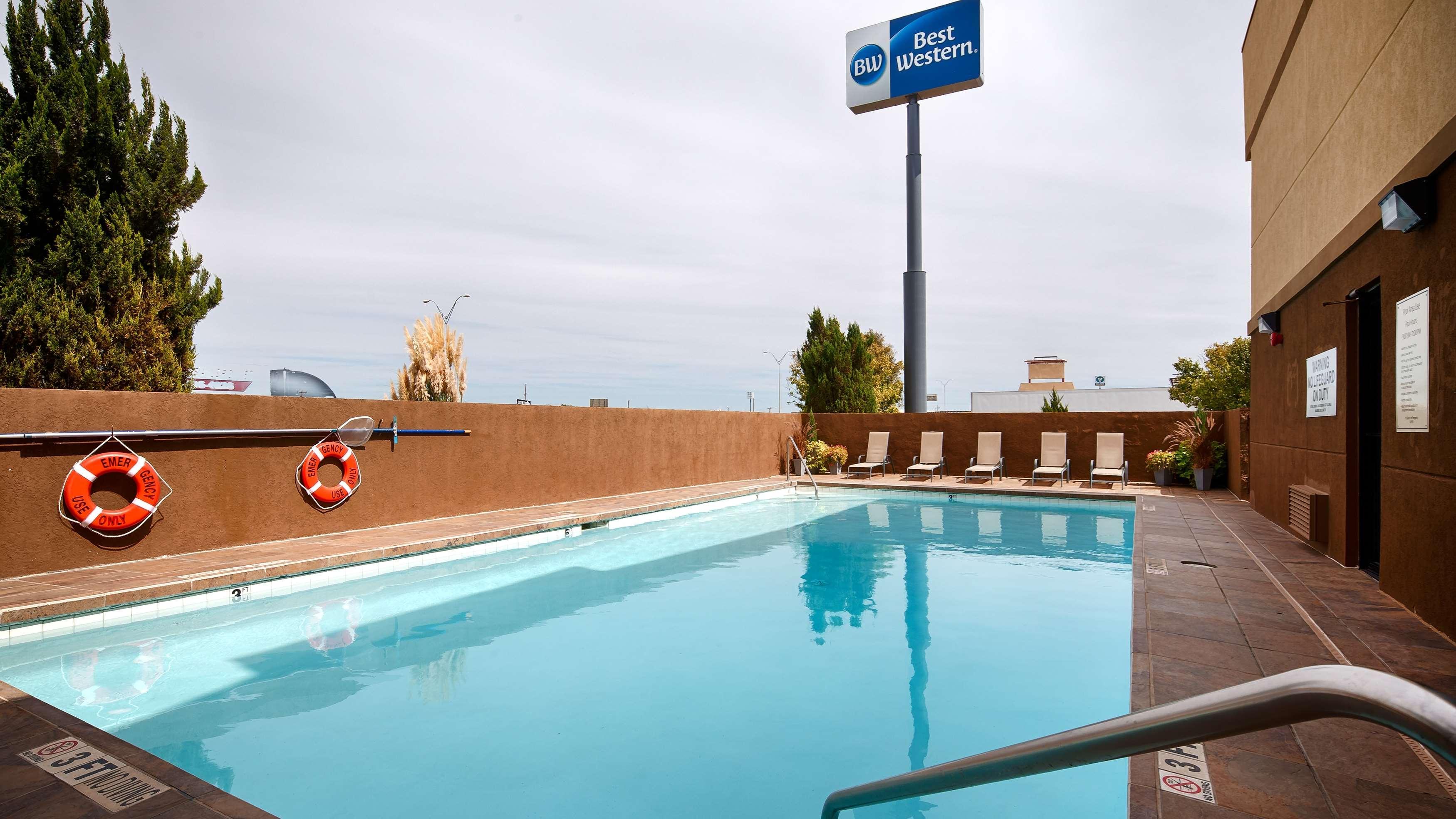Best Western Santa Fe Амарило Екстериор снимка