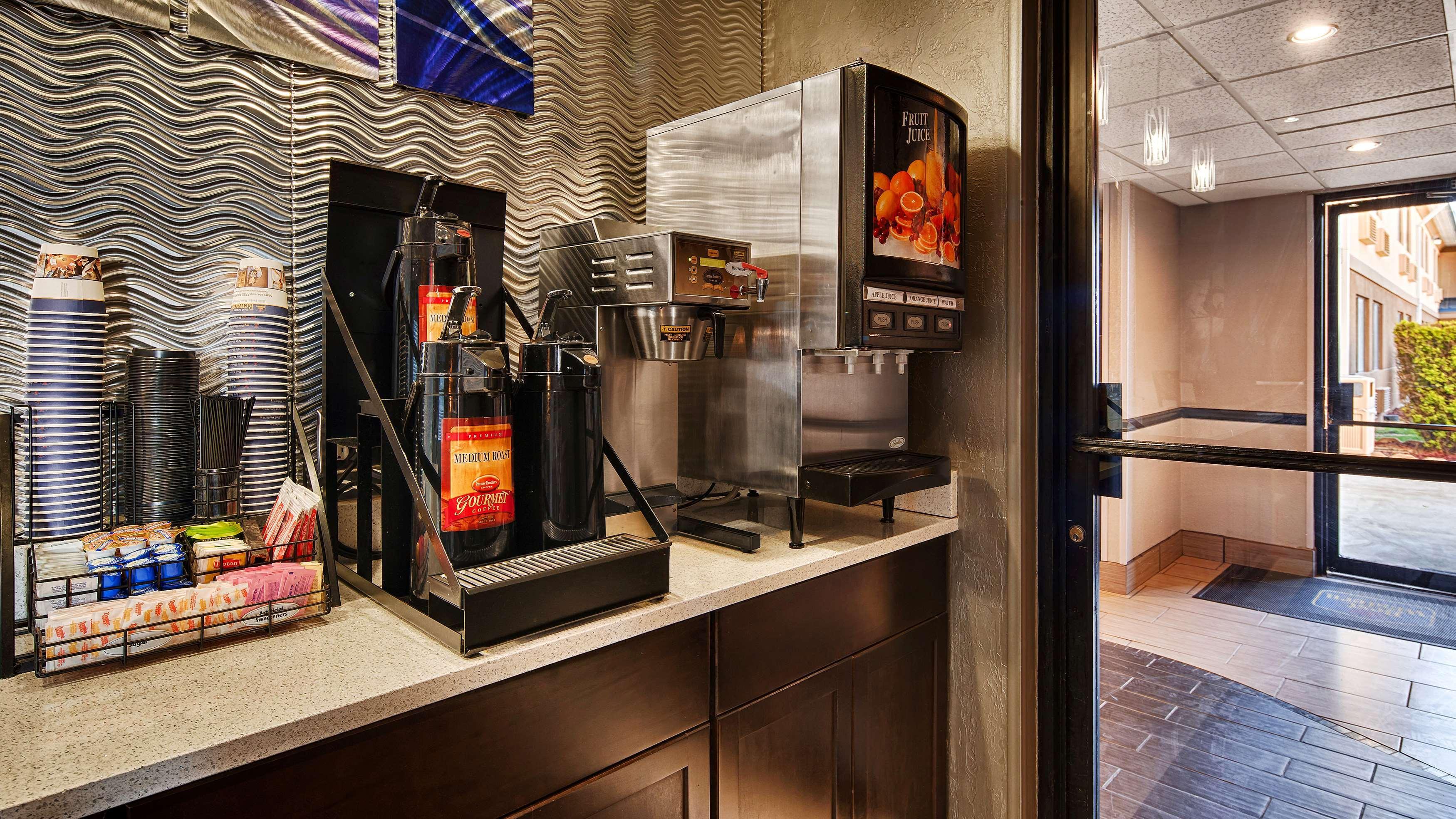 Best Western Santa Fe Амарило Екстериор снимка