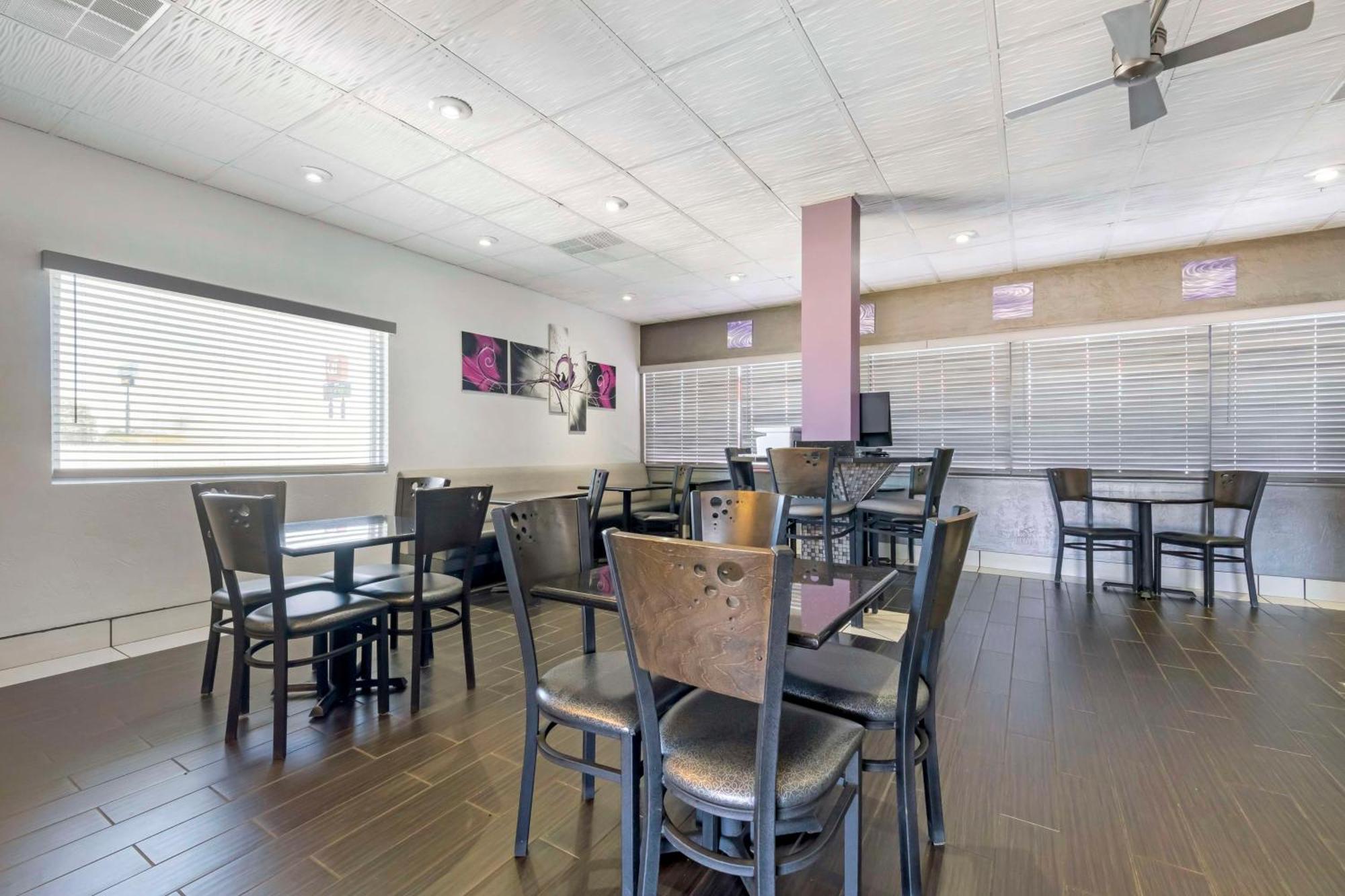 Best Western Santa Fe Амарило Екстериор снимка