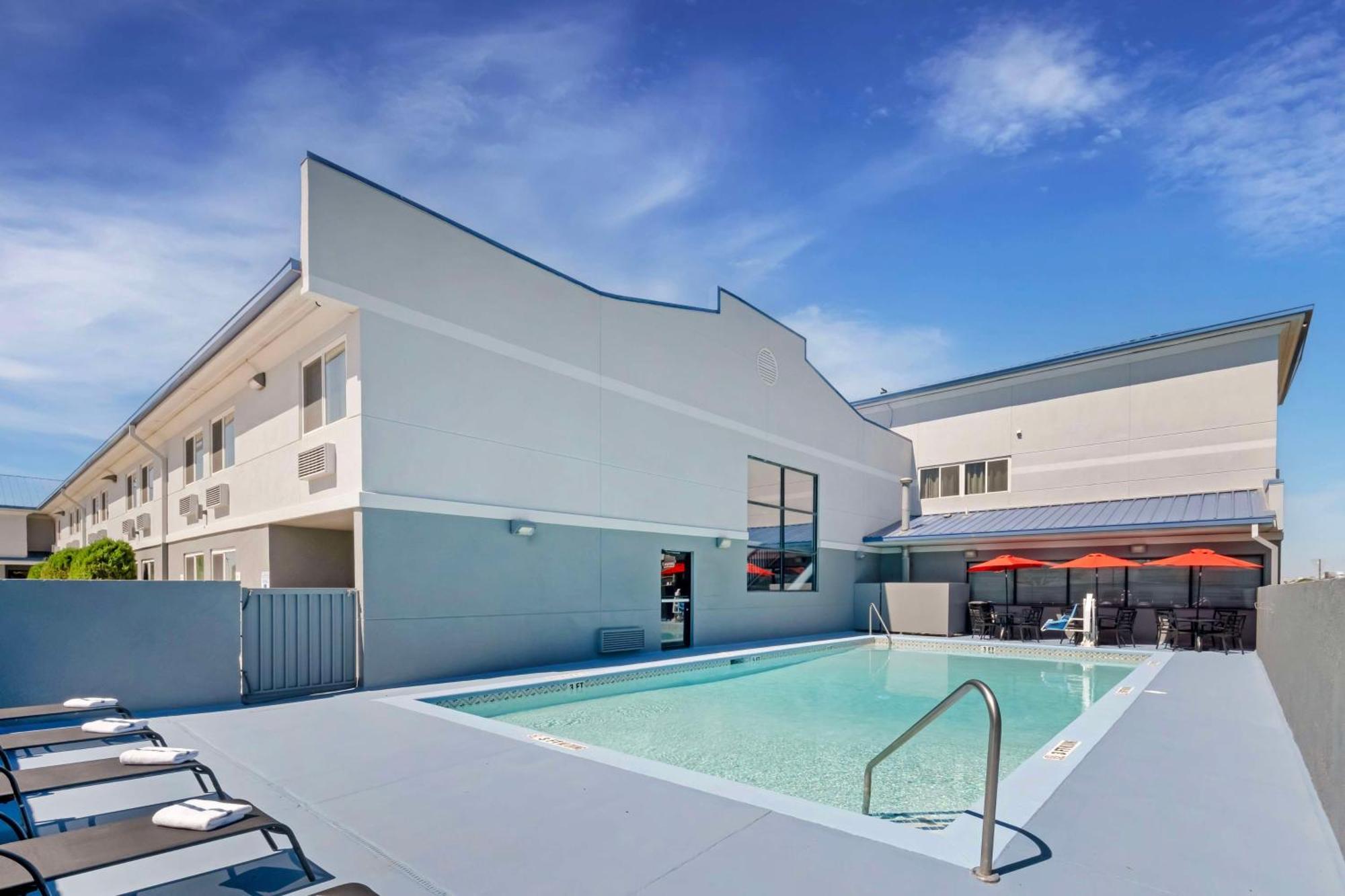 Best Western Santa Fe Амарило Екстериор снимка