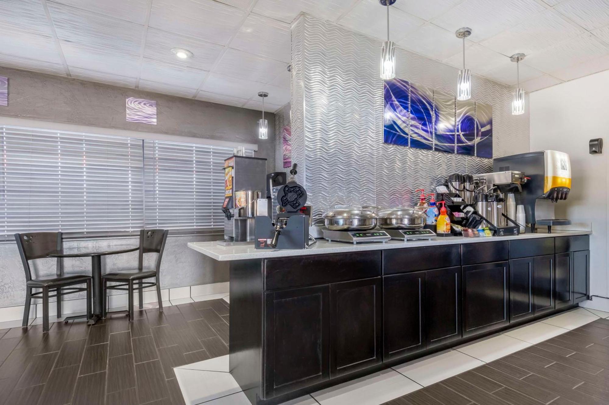 Best Western Santa Fe Амарило Екстериор снимка