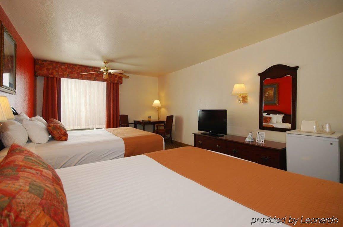 Best Western Santa Fe Амарило Екстериор снимка